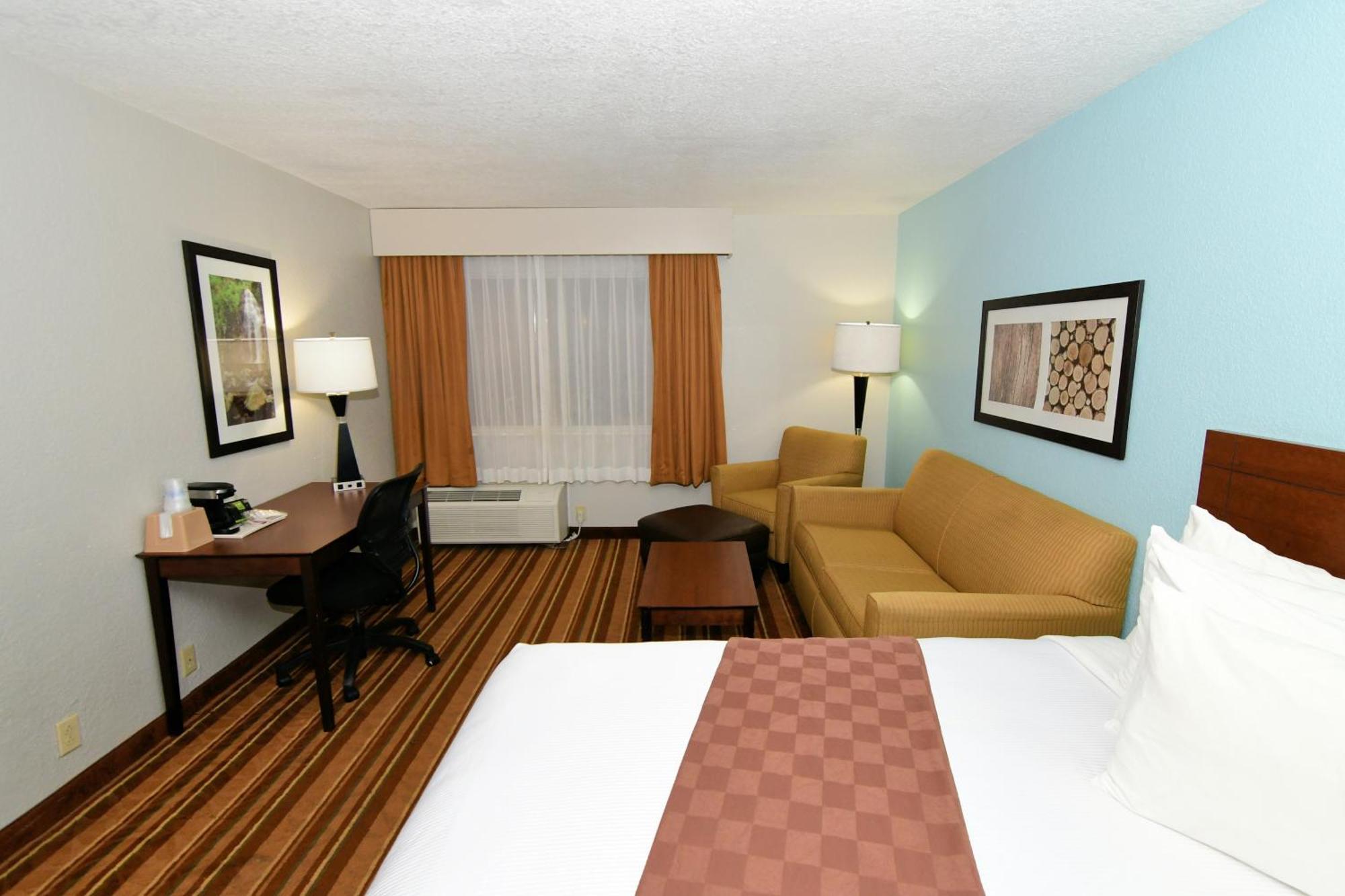 Rock Island Inn & Suites Marshalltown Esterno foto